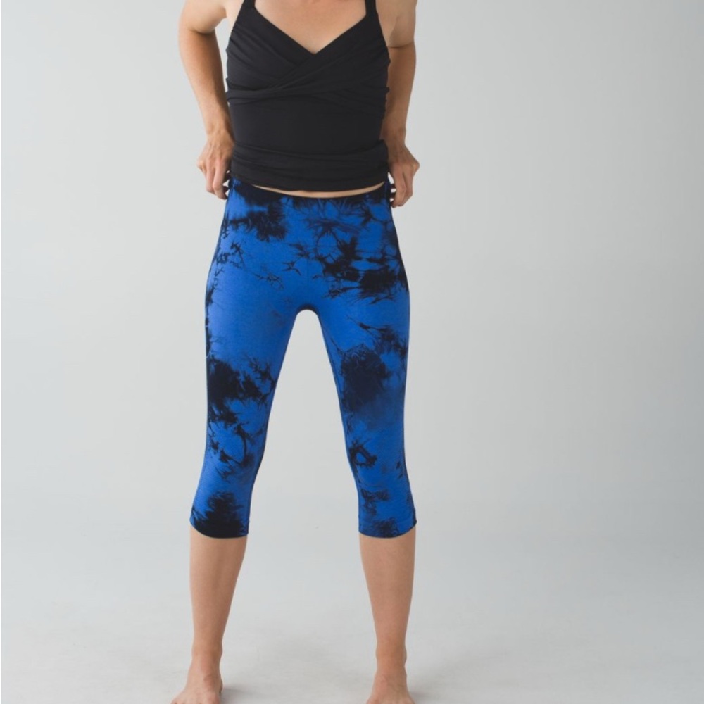 Lululemon in the flow Crop II Leggings